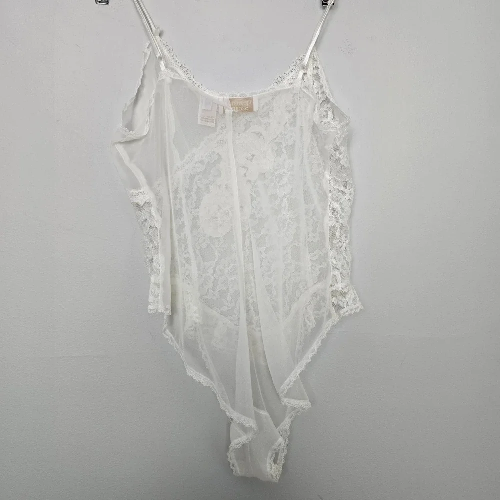 VTG 90s Y2K Victoria's Secret 2 piece set Boudoir Bridal Size M Romantic Lace